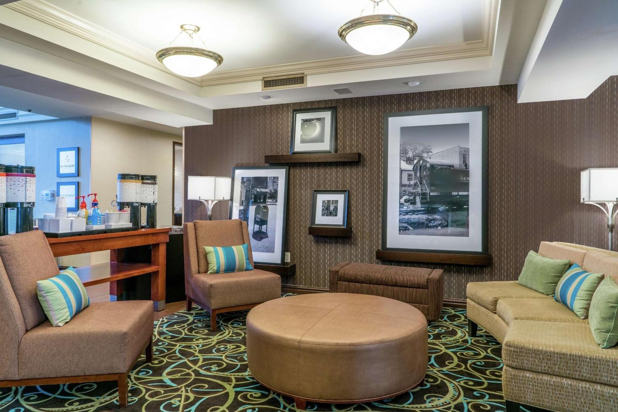 Hampton Inn & Suites Valley Forge/Oaks Phoenixville Exterior foto