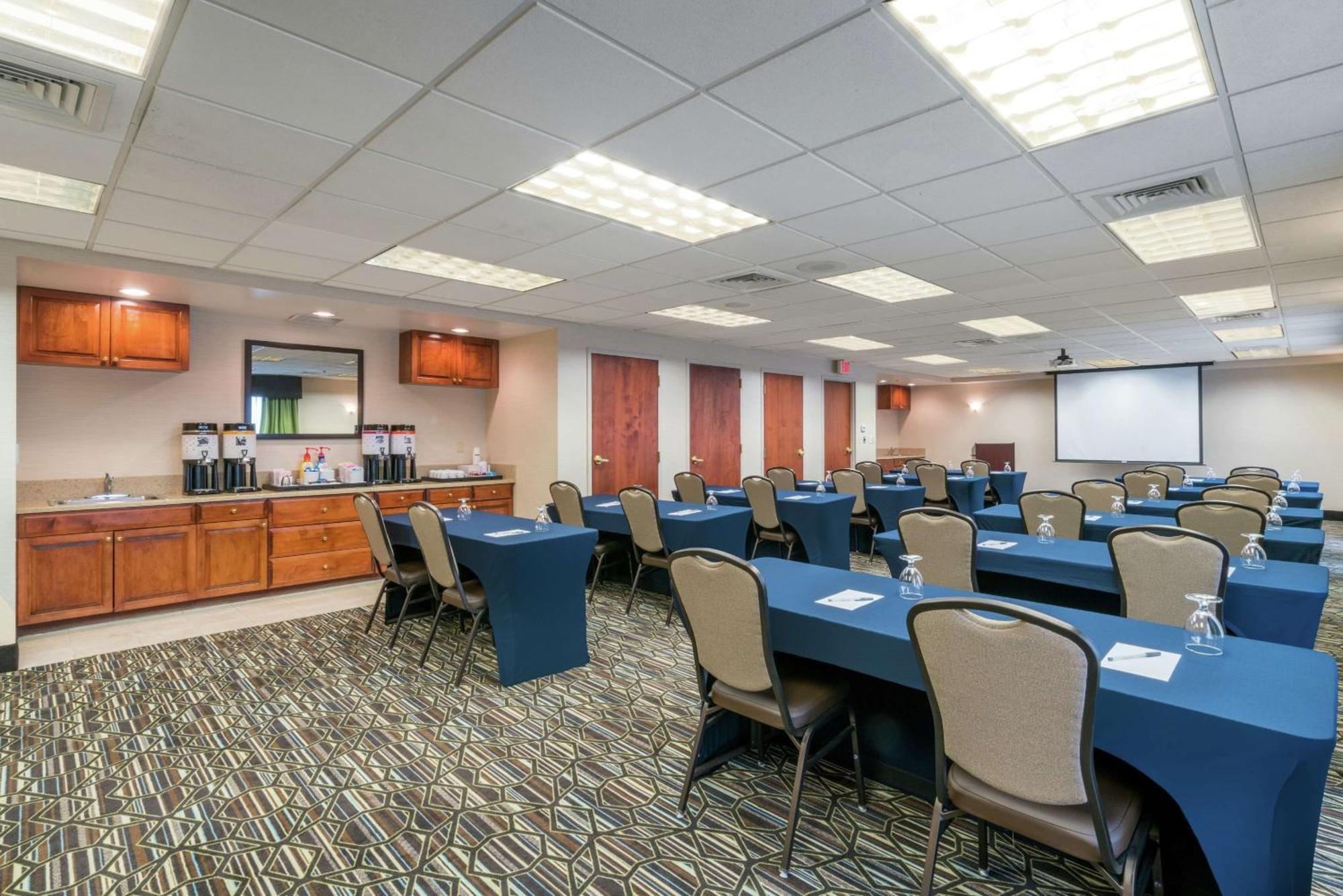 Hampton Inn & Suites Valley Forge/Oaks Phoenixville Exterior foto