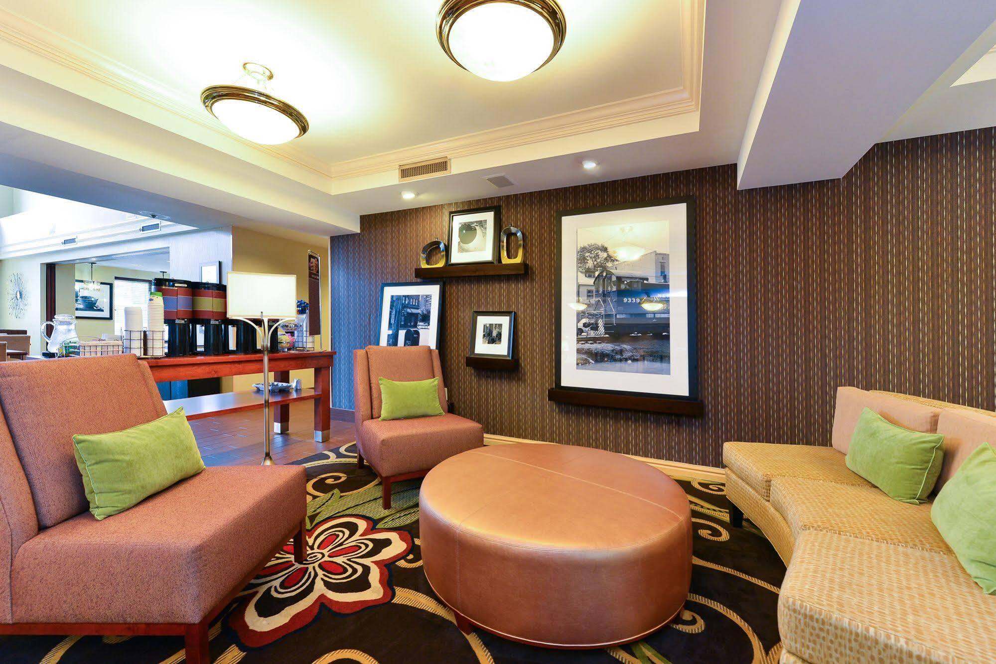 Hampton Inn & Suites Valley Forge/Oaks Phoenixville Exterior foto